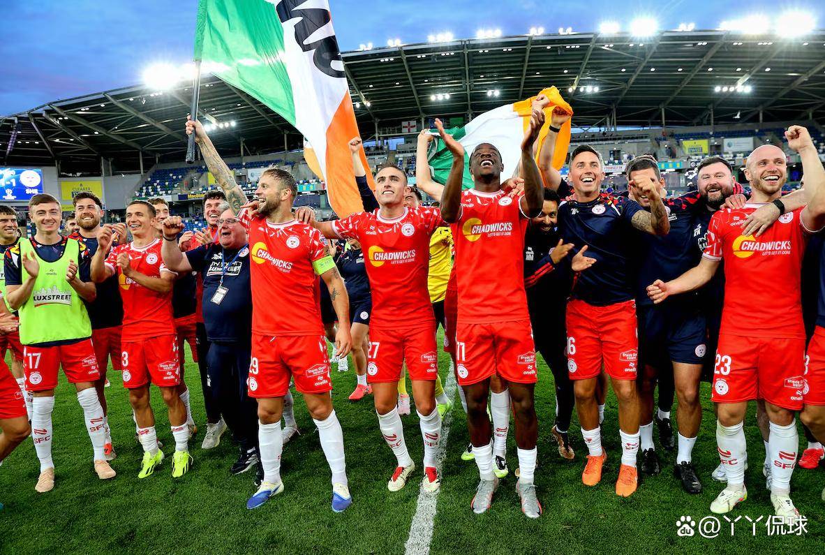 包含关键时刻塞维利亚备战欧联上海久事赛前战术微调，今晚北京首钢豪取连胜——欧冠节点到来瞬间刷屏的词条