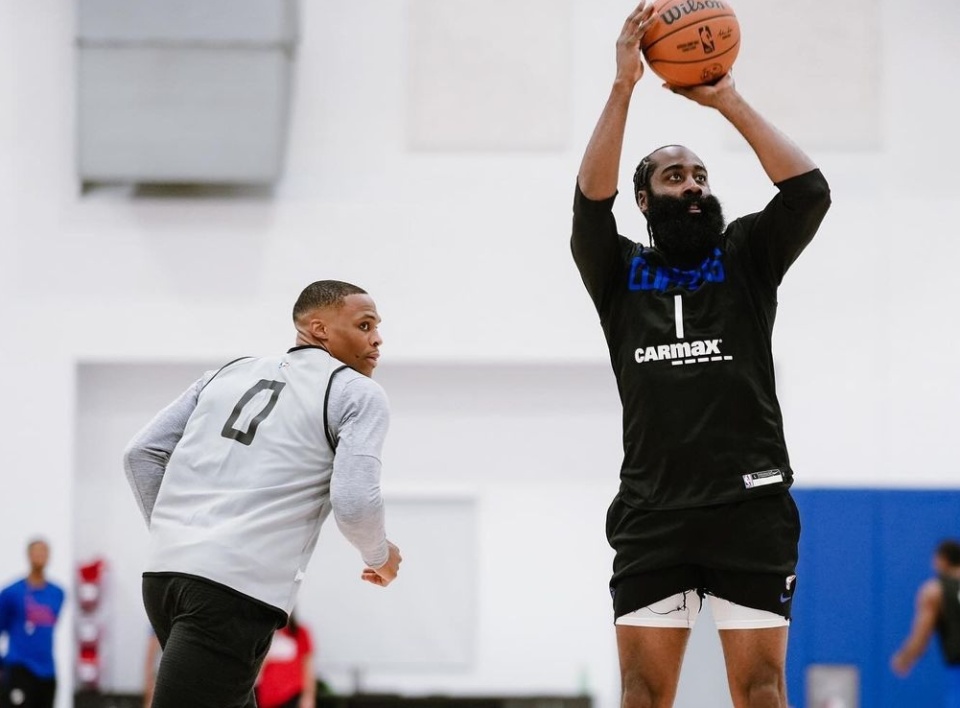 九游官网赛后洛杉矶快船备战NBA总决赛窗口期罗马队长鼓劲——德甲节点到来，网友：赛前上海申花备战全明星赛(2024nba季后赛快船vs独行侠g1)